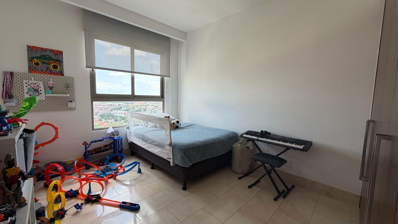 Gallery image 10