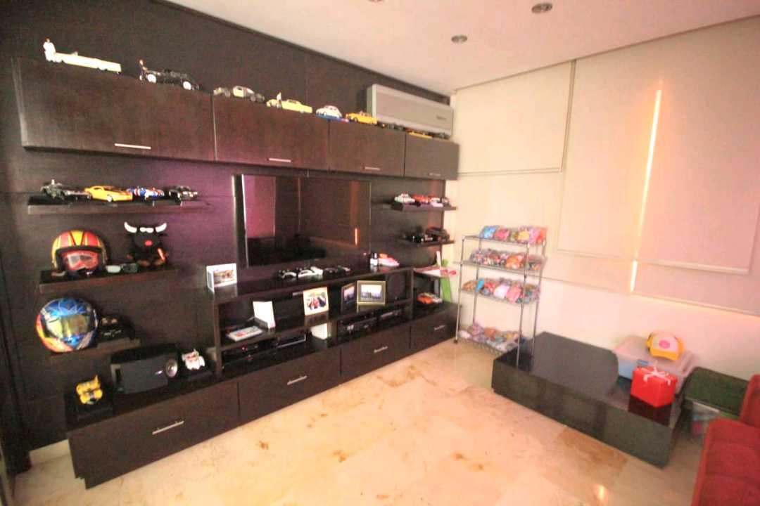 Gallery image 15