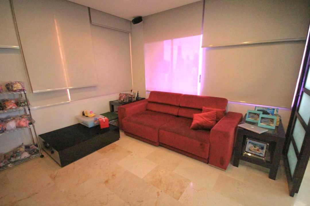 Gallery image 16