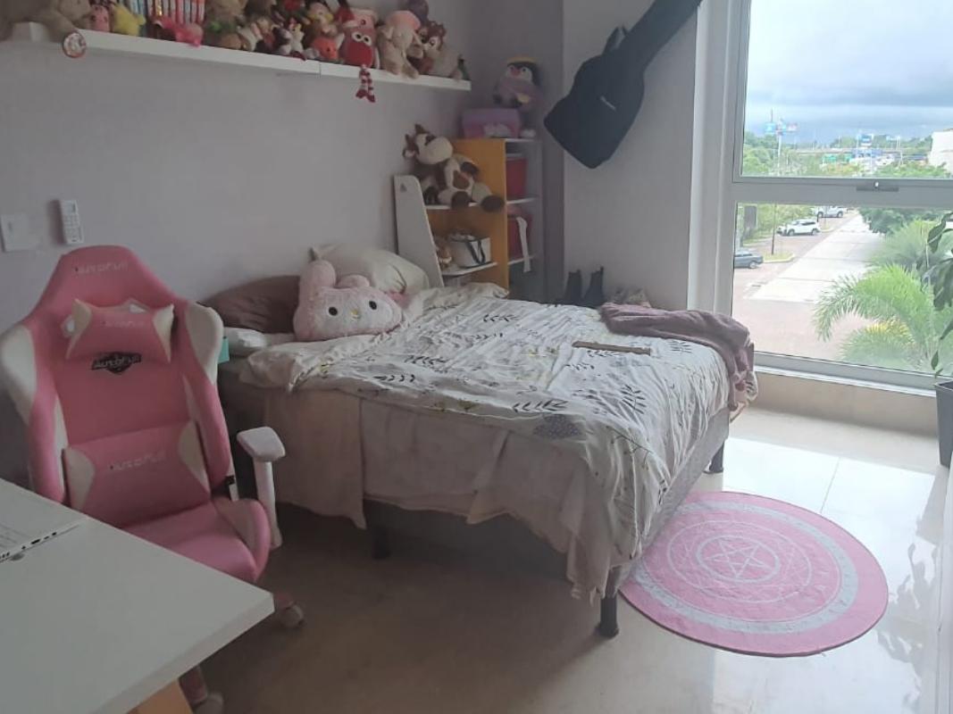 Gallery image 11