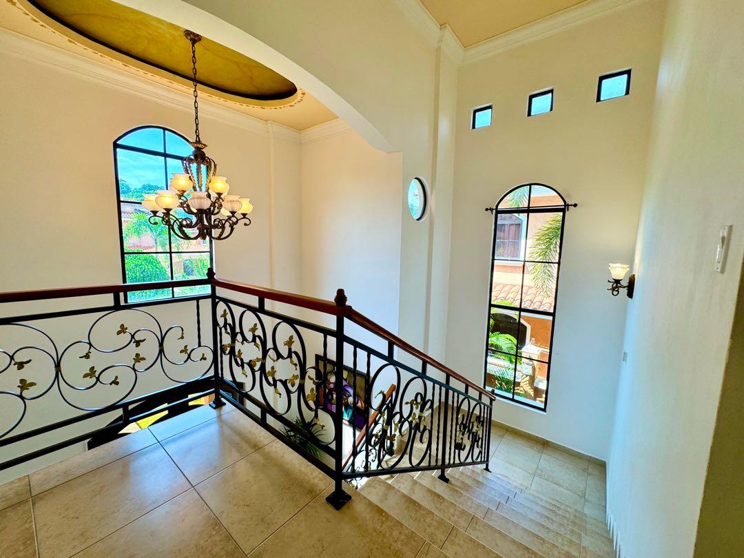 Gallery image 17