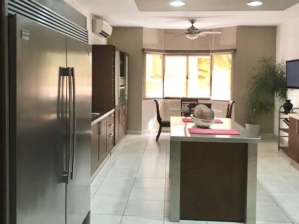 Gallery image 12