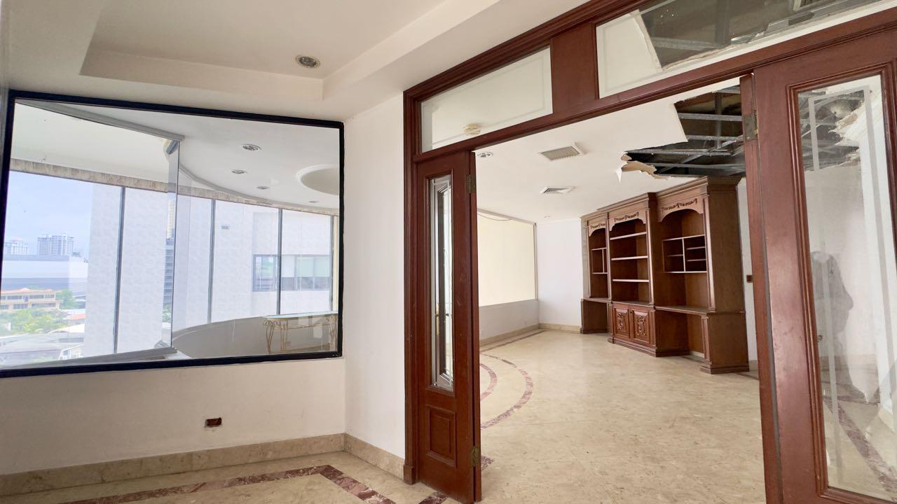 Gallery image 13